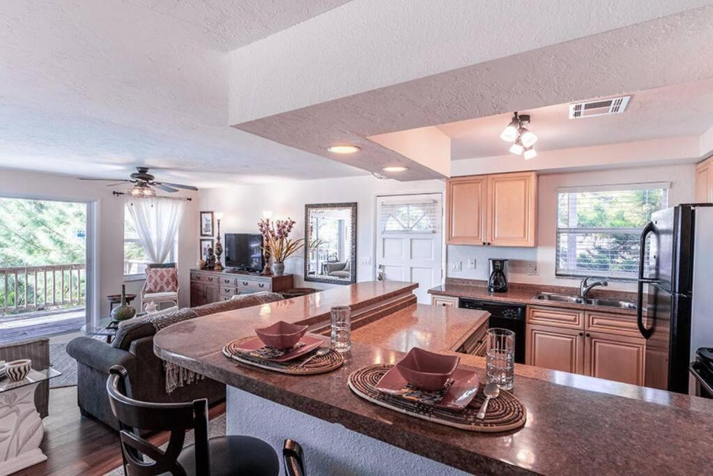 Your Tranquil Escape Is Found Directly On The Beach At The Serenity Beach Condo. Siesta Key Dış mekan fotoğraf